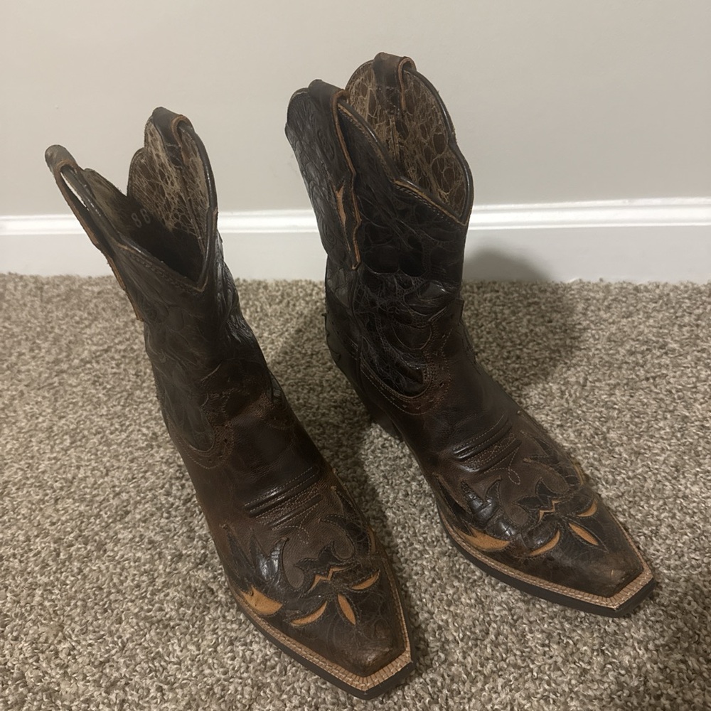 Ariat Western Leather Boots